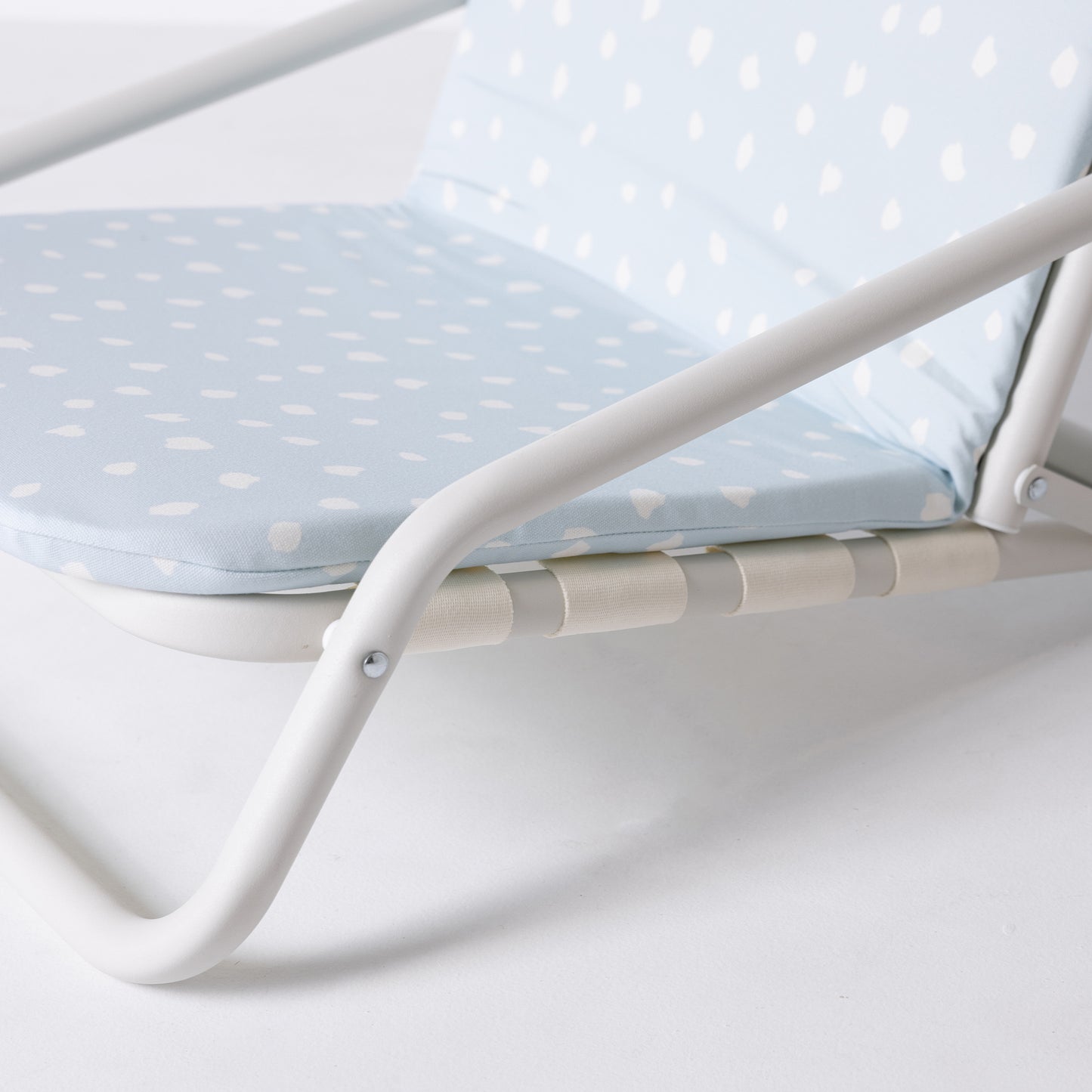 Beach Chair - Blue Spot