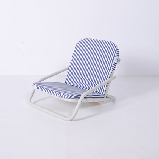 Lightweight Stripe Design Beach Umbrella Folding Chair 