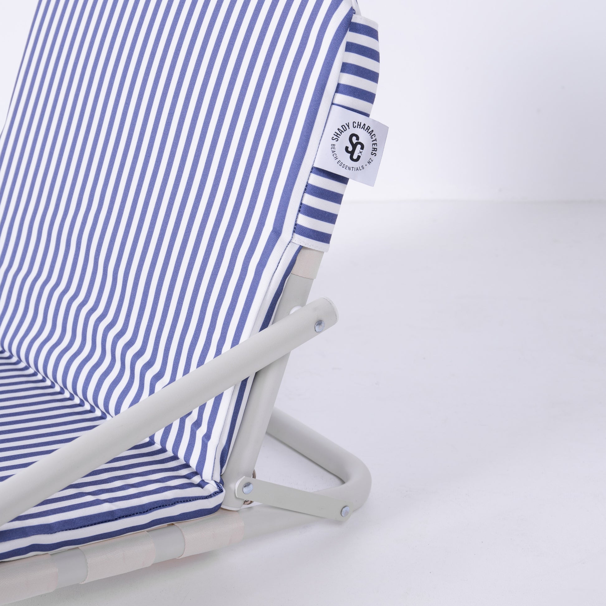 Comfortable Stripe Design Beach Umbrella Folding Chair 